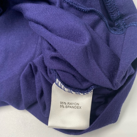 Pretty Emily boutique soft rayon 1/2-sleeve top! Navy blue size large:br… - Picture 2 of 5